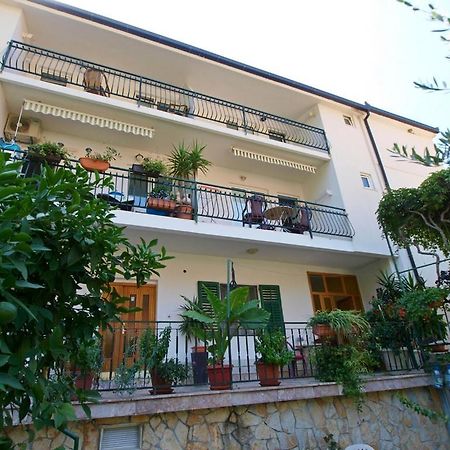 Apartmani Danica Gradac  Luaran gambar